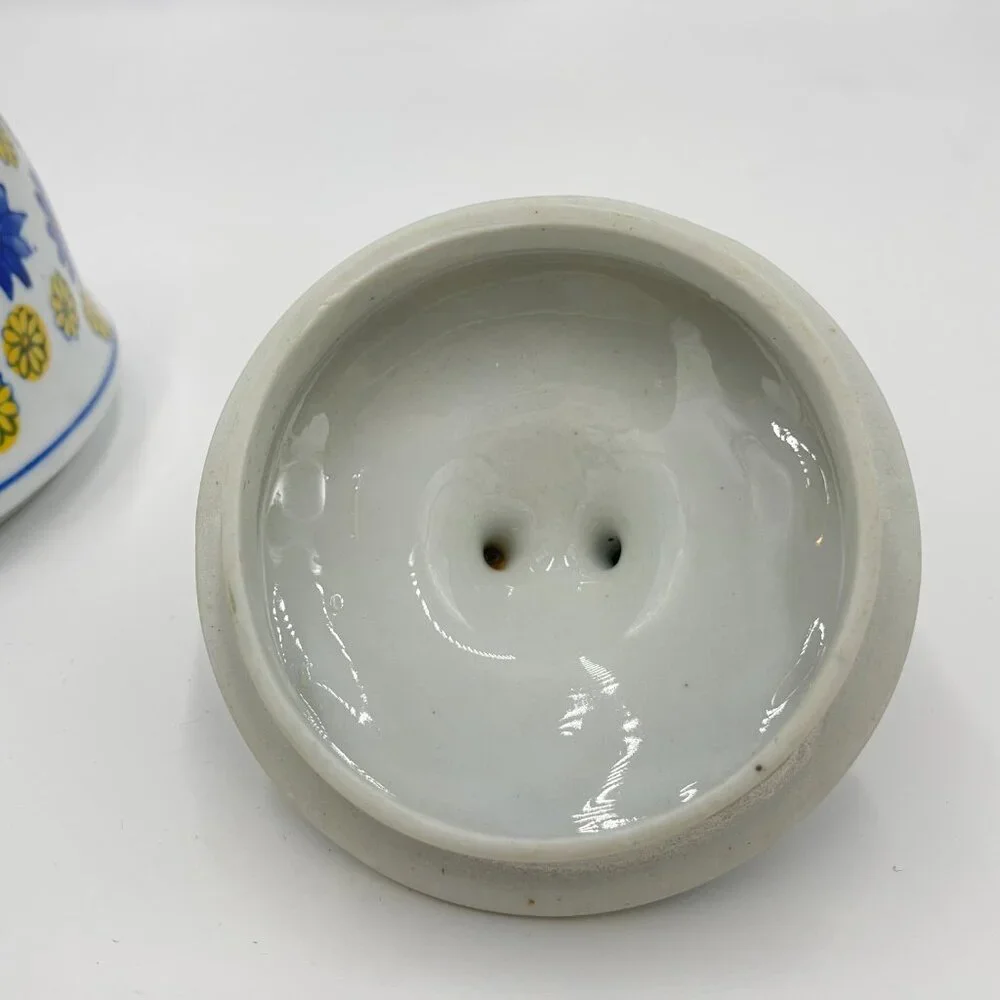 Vintage Jar‎ Small Floral Lid Keepsakes Ceramic White Blue Yellow Daisies Signed